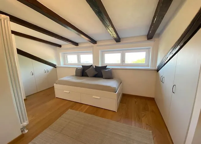 Nyaraló Al Casel: Storico Casello Sulla Ciclabile Trieszt