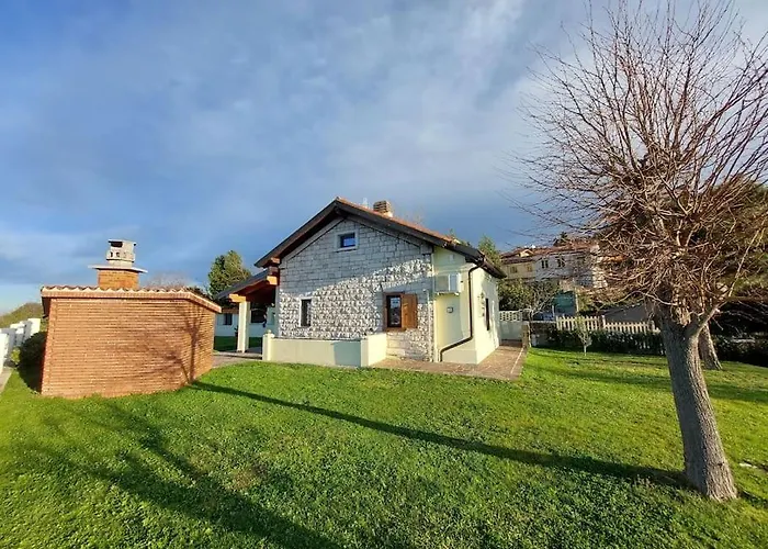 Nyaraló Al Casel: Storico Casello Sulla Ciclabile *