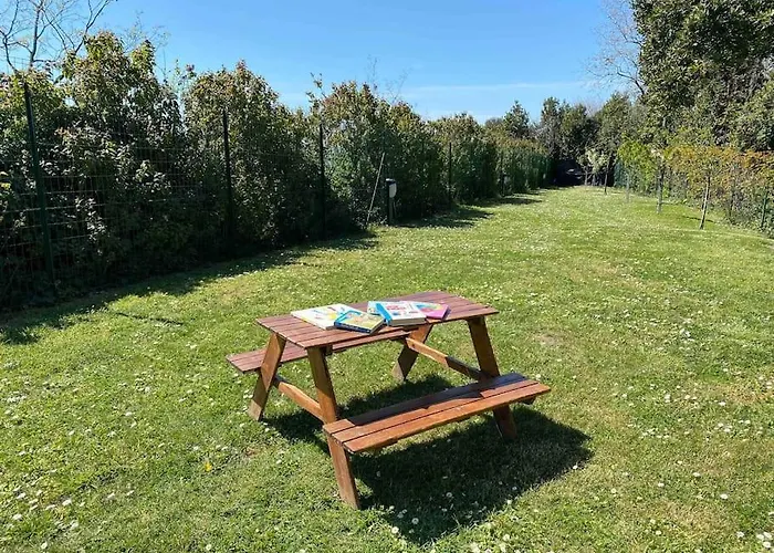 Al Casel: Storico Casello Sulla Ciclabile * Trieszt