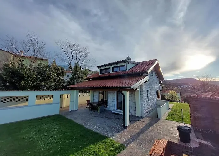 Nyaraló Al Casel: Storico Casello Sulla Ciclabile Trieszt