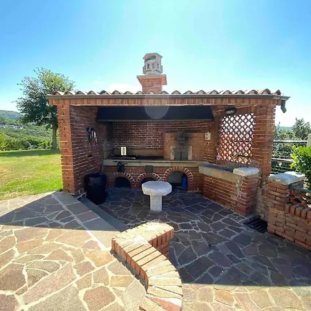 Al Casel: Storico Casello Sulla Ciclabile *